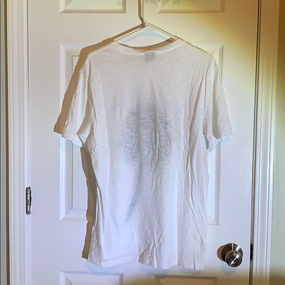 H&M graphic Tee - Picture 3 of 3